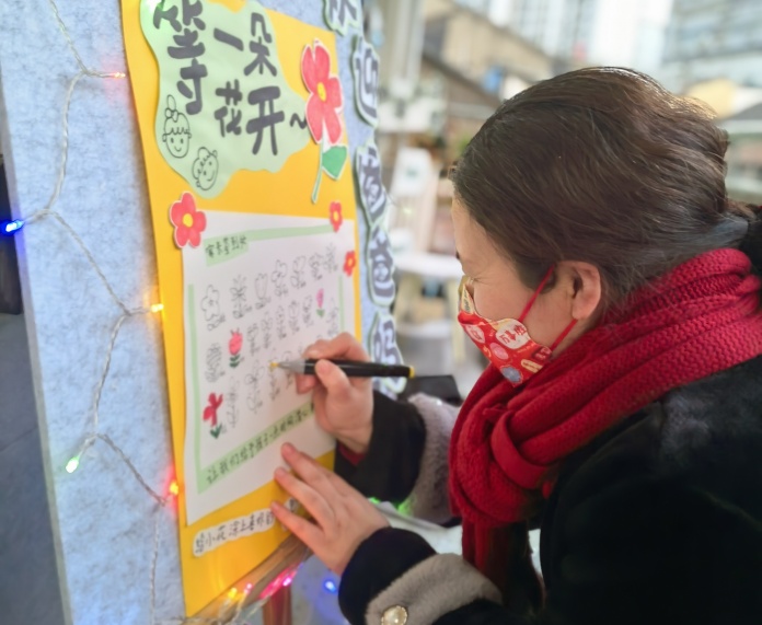 西新中1.jpg